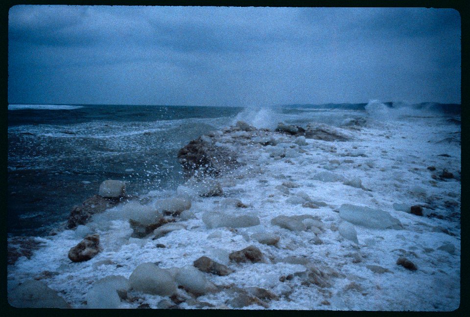 Ice Waves 1986